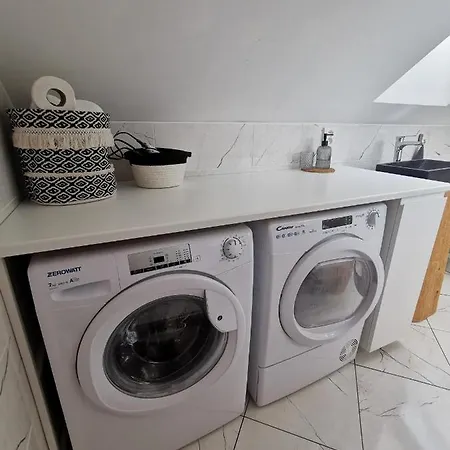 Ferienhaus Rodinna Rezidence - Prazdninovy Dum Zihobce
